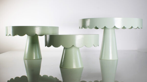 WAVES GREEN CAKE STAND - Image 2