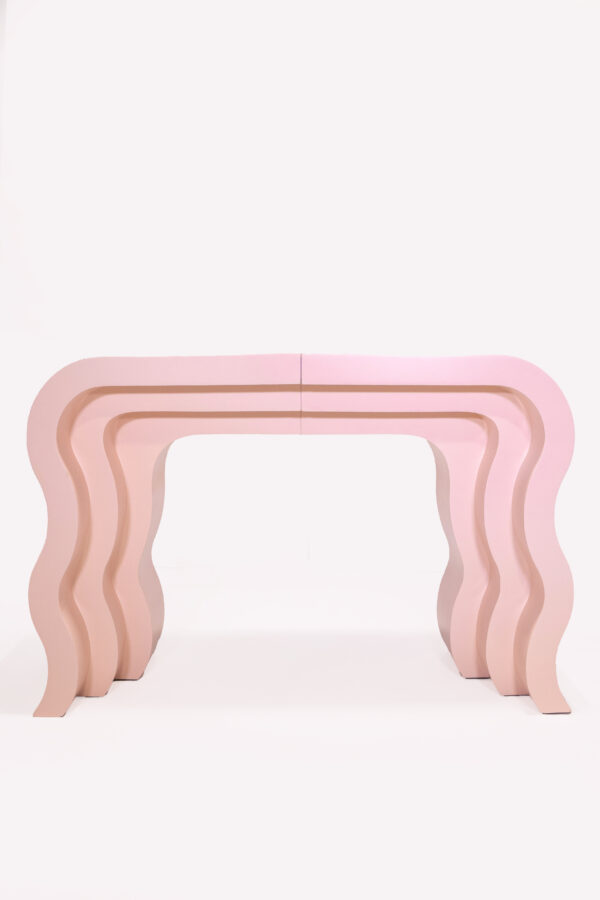 LILO PINK TABLE